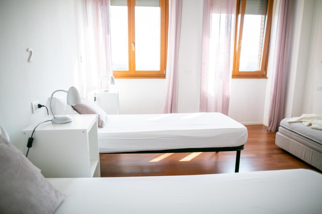 B&B Best Hostel Milano Luaran gambar